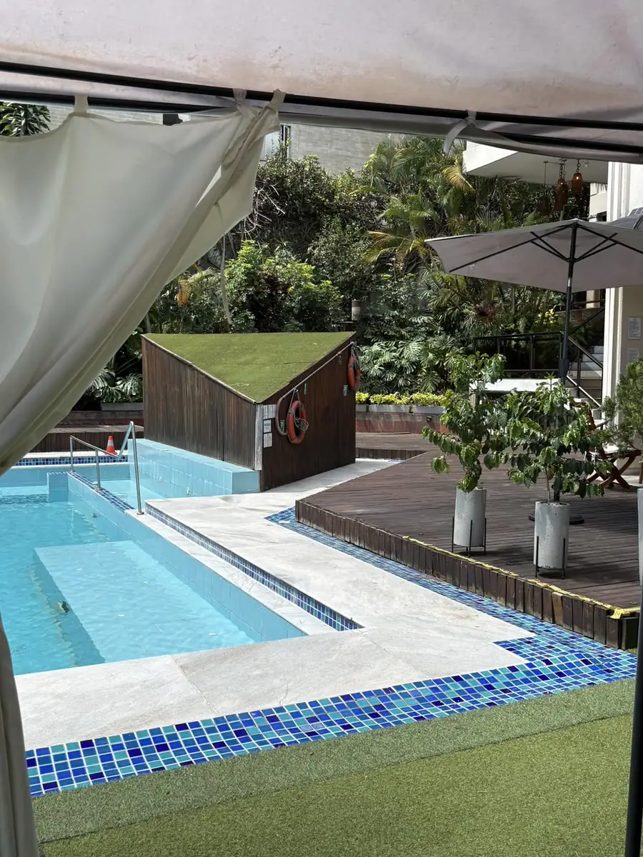 Piscina exterior del Wellness Center